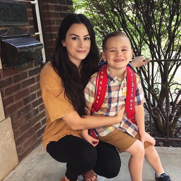 Sarah - Picture 3 of 5